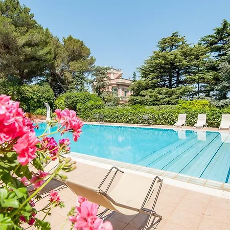 Holiday home Carenza *